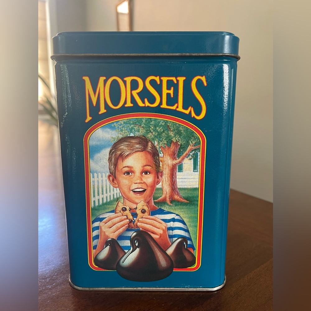 Vintage Nestlé Toll House Cookie Tin 🍪 Limited Edition - Picture 4 of 6
